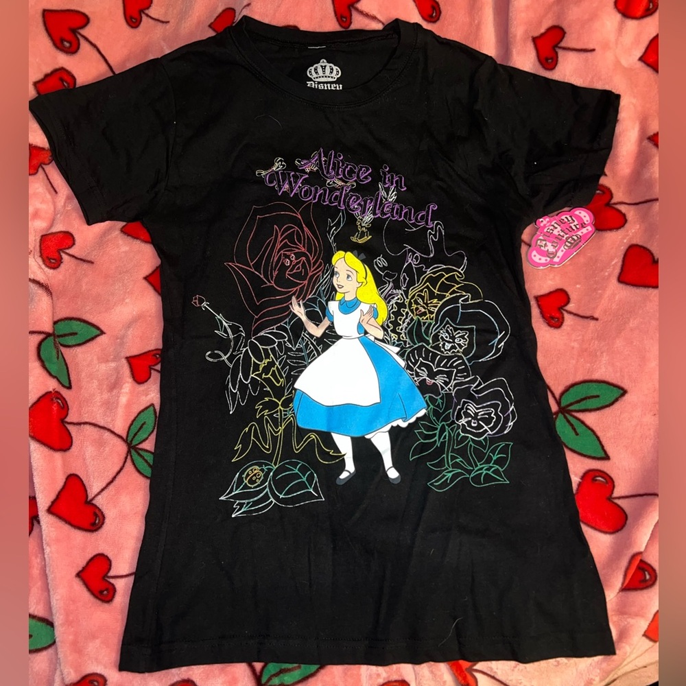 Disney Couture 🌼 Alice in Wonderland Black Women’s Fit T-Shirt Sz L Disneybound